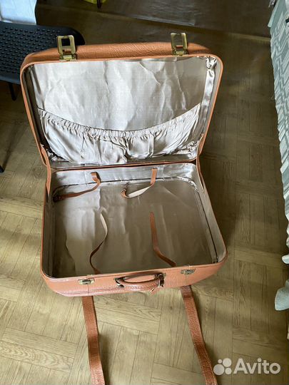 Чемодан винтаж ретро
