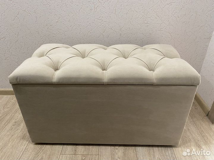 Вешалка в прихожую с каретной стяжкой