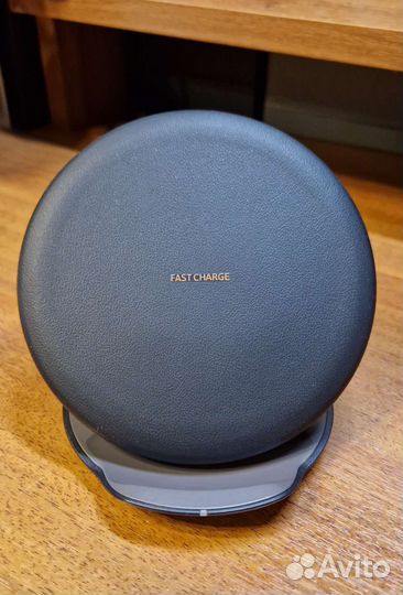 Беспроводная зарядка Samsung Fast Charge