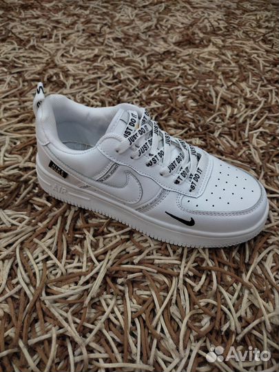 Кроссовки с 36-41