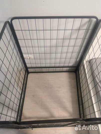 Усиленная клетка для собак