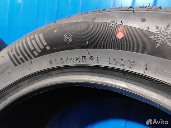 Tourador Winter Pro TSU1 285/45 R21