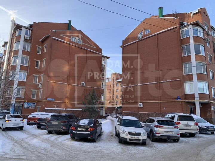 Продам 61 кв.м на ул.Кавказкой с отд.входом