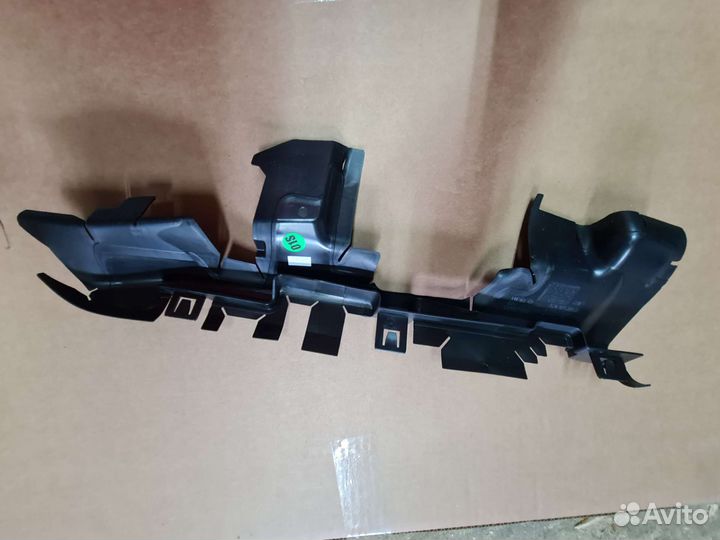 В наличии Дефлектор радиатора, Воздуховод