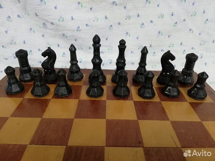 Шахматы СССР 60-е г.г. фигуры из пластика. Редкие