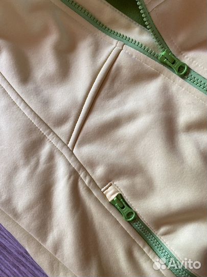 Ветровка для девочки