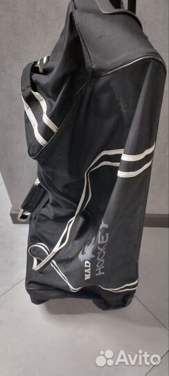 Хоккейный баул на колесах