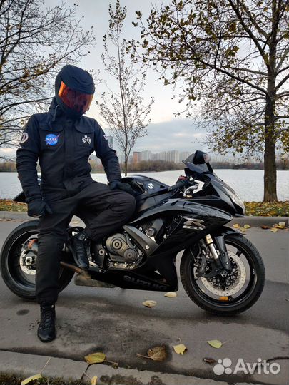 Suzuki gsx-r 600 k9 черный