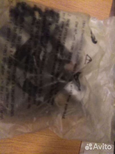 Крестовина на кардан на mitsubishi pajero