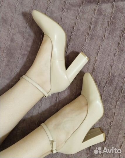 Туфли новые 39 размер