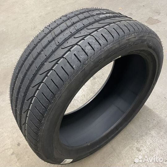 Pirelli P Zero 255/35 R19 96Y