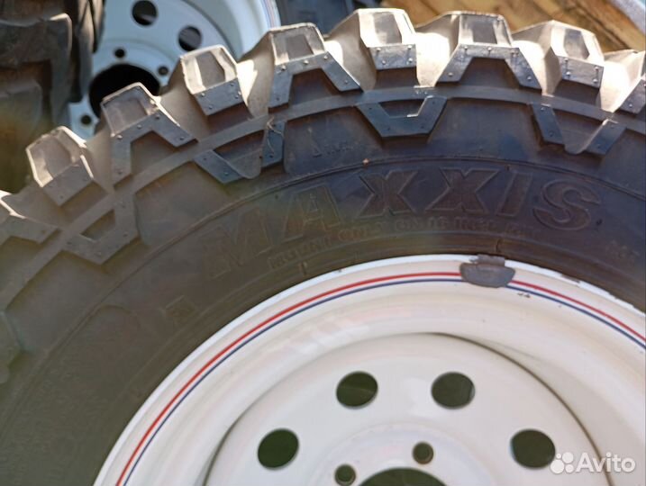 Maxxis Mudzilla 33x13.5-16LT M+S