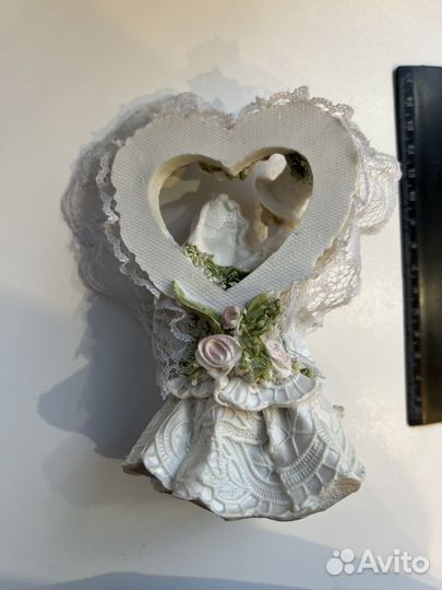 Статуэтка жених и невеста