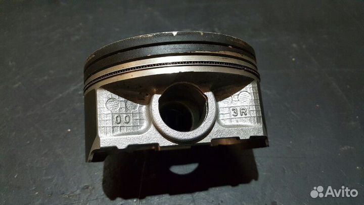 Поршень Subaru Forester SG9 EJ255 2007