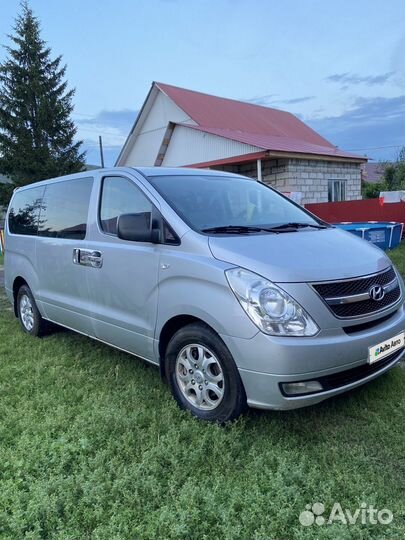 Hyundai Grand Starex 2.5 AT, 2009, 215 000 км