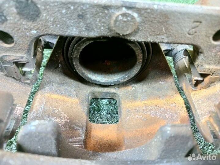 Суппорт toyota GX90,LX90,SX90 chaser,cresta,mark II 2WD PE57A, PE57A