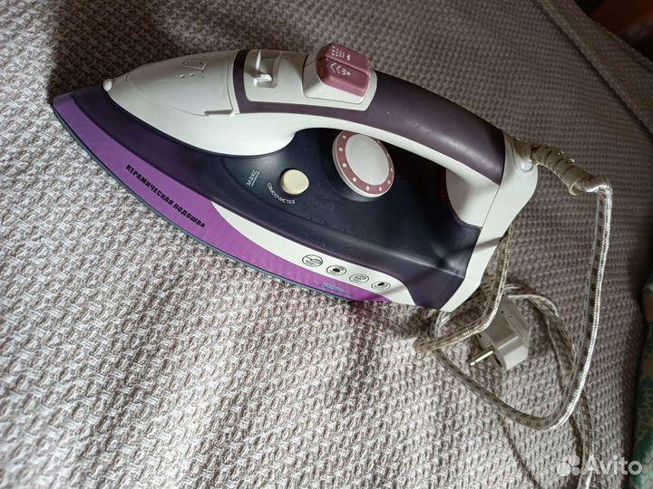 Утюг с парогенератором