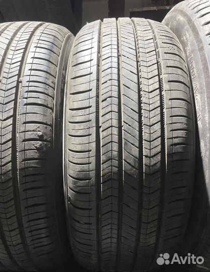 Kumho Solus TA51 215/55 R17 94R