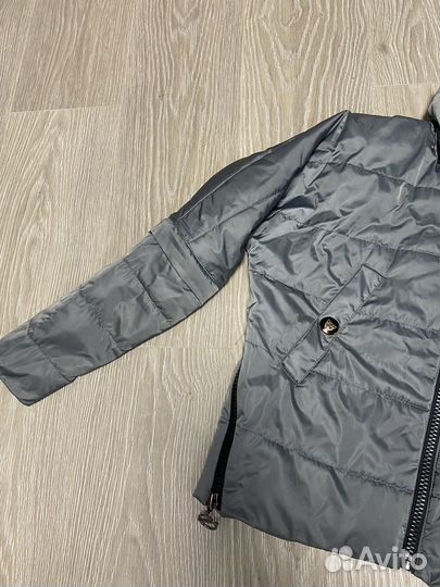 Куртка весенняя легкая