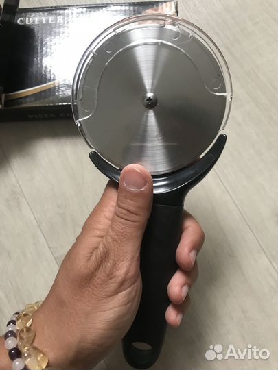 Нож для пиццы новый остатки после закрытия