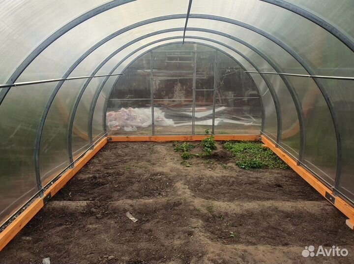 Теплица из поликарбоната