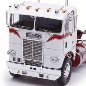 Модель 1976 Freightliner COE 1:43 IXO