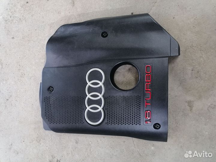 Декоративная наклада двс Audi A4 (B6)