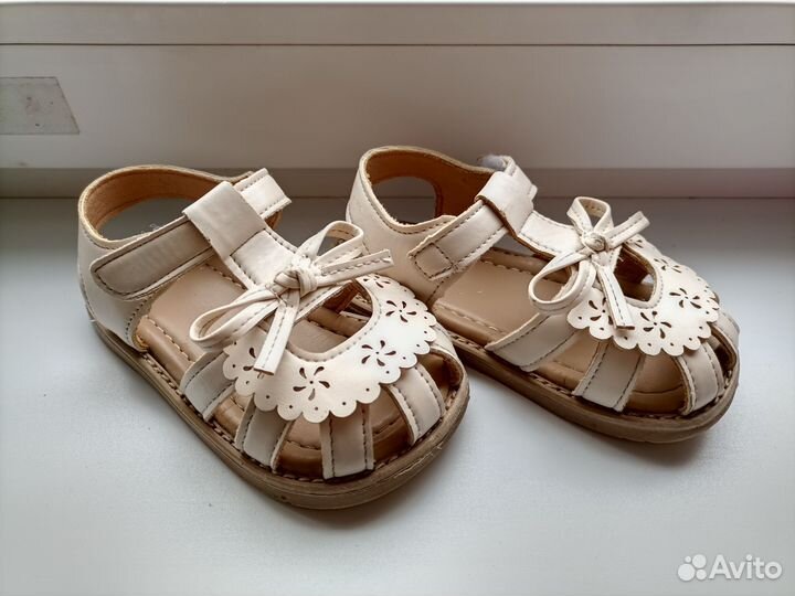 Сандалии для девочки 25 размер