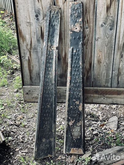 Подножка на газ 69