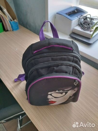 Рюкзак школьный