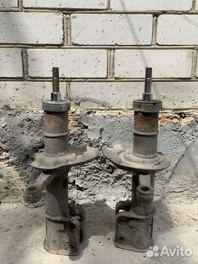 Амартизаторы на приору с занижением