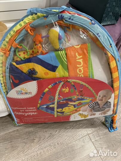 Детские вещи 2 сумки и развивающий коврик
