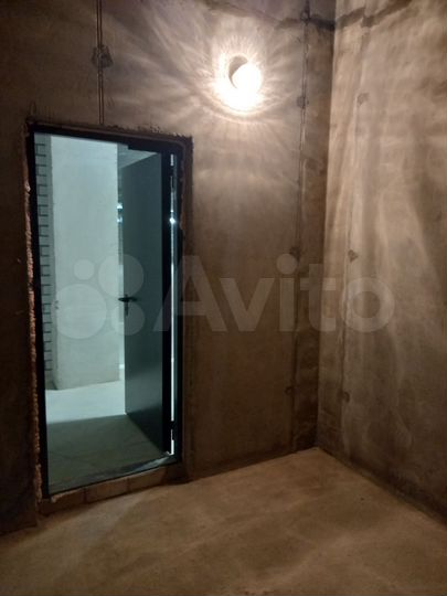 Машиноместо, 14 м²