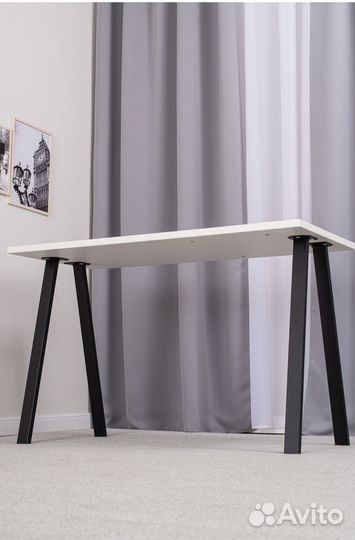 Письменный стол