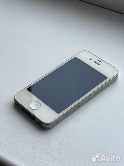 iPhone 4, 8 ГБ