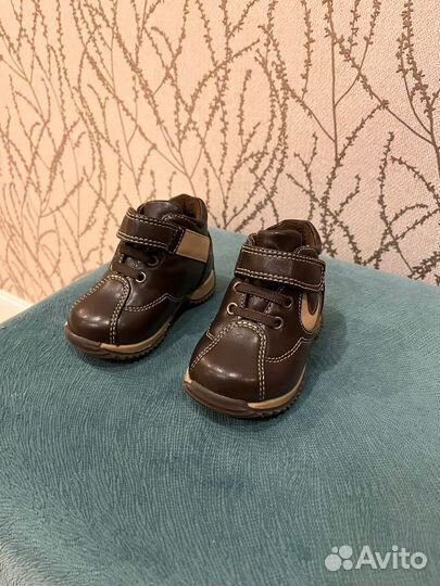 Ботинки детские 19 размер