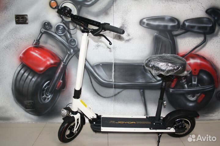 Электросамокат с сиденьем