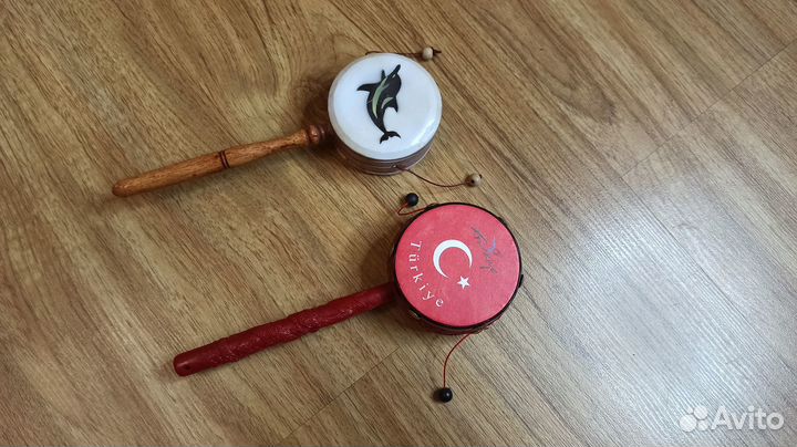 Барабан - колотушка с бусинами на палочке Сувенир