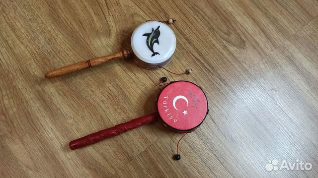 Барабан - колотушка с бусинами на палочке Сувенир