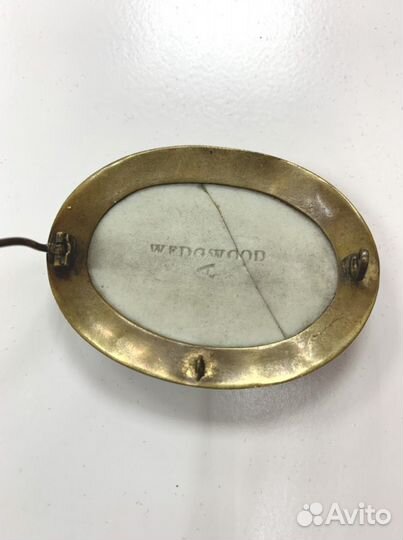 Антикварная брошь wedgwood