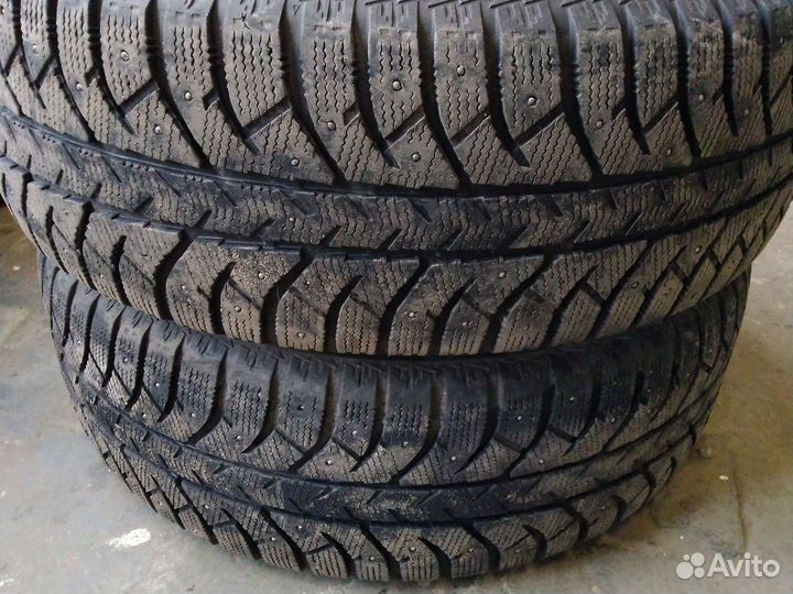 Bridgestone Ice Cruiser 7000 265/60 R18