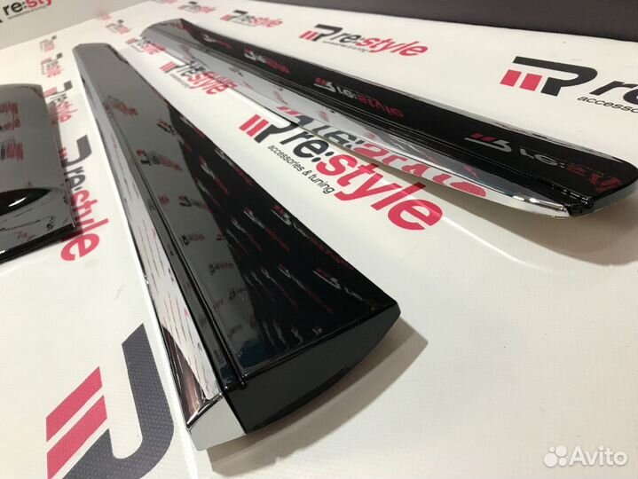 Молдинг дверей Toyota Land Cruiser Prado 150 R2004