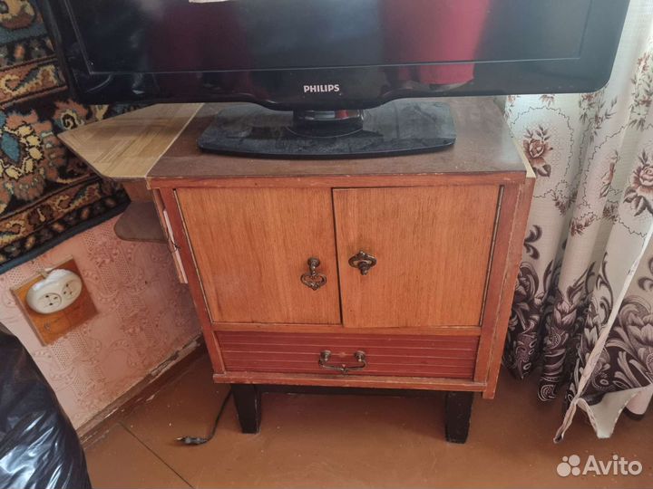 Тумба прикроватная