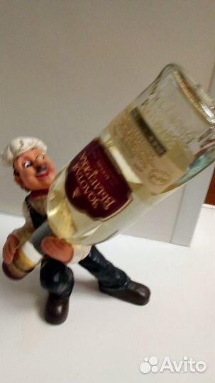 Декоративная подставка для бутылки