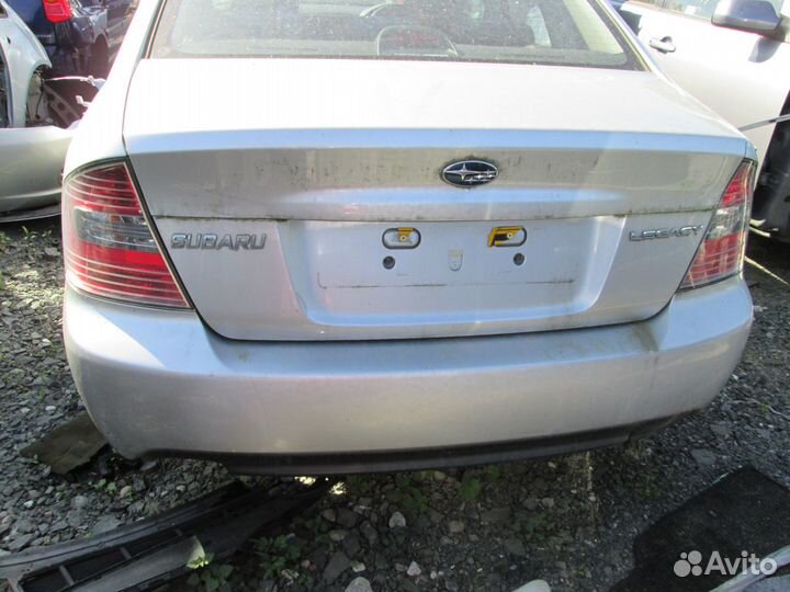 Задний левый фонарь subaru legacy 2004 год