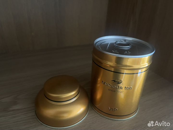 Банка жестяная с чаем