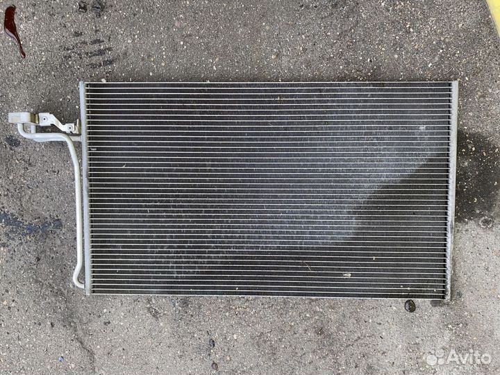 Радиатор кондиционера Volvo V50 S40 MW MS MS68 4N5