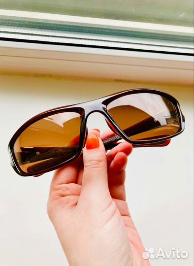 Очки коричневые поляризационные спортивные