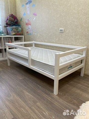 Кровать из массива березы