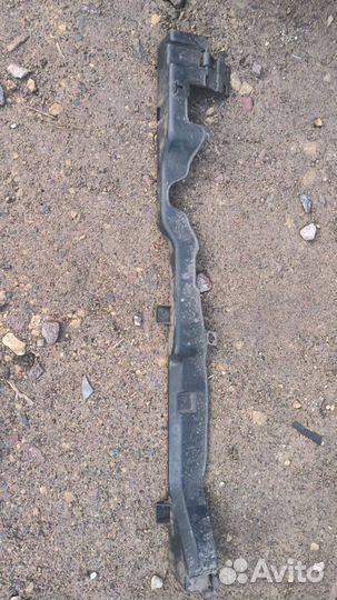 Накладка на проводку под капотом Vento 1H0971615